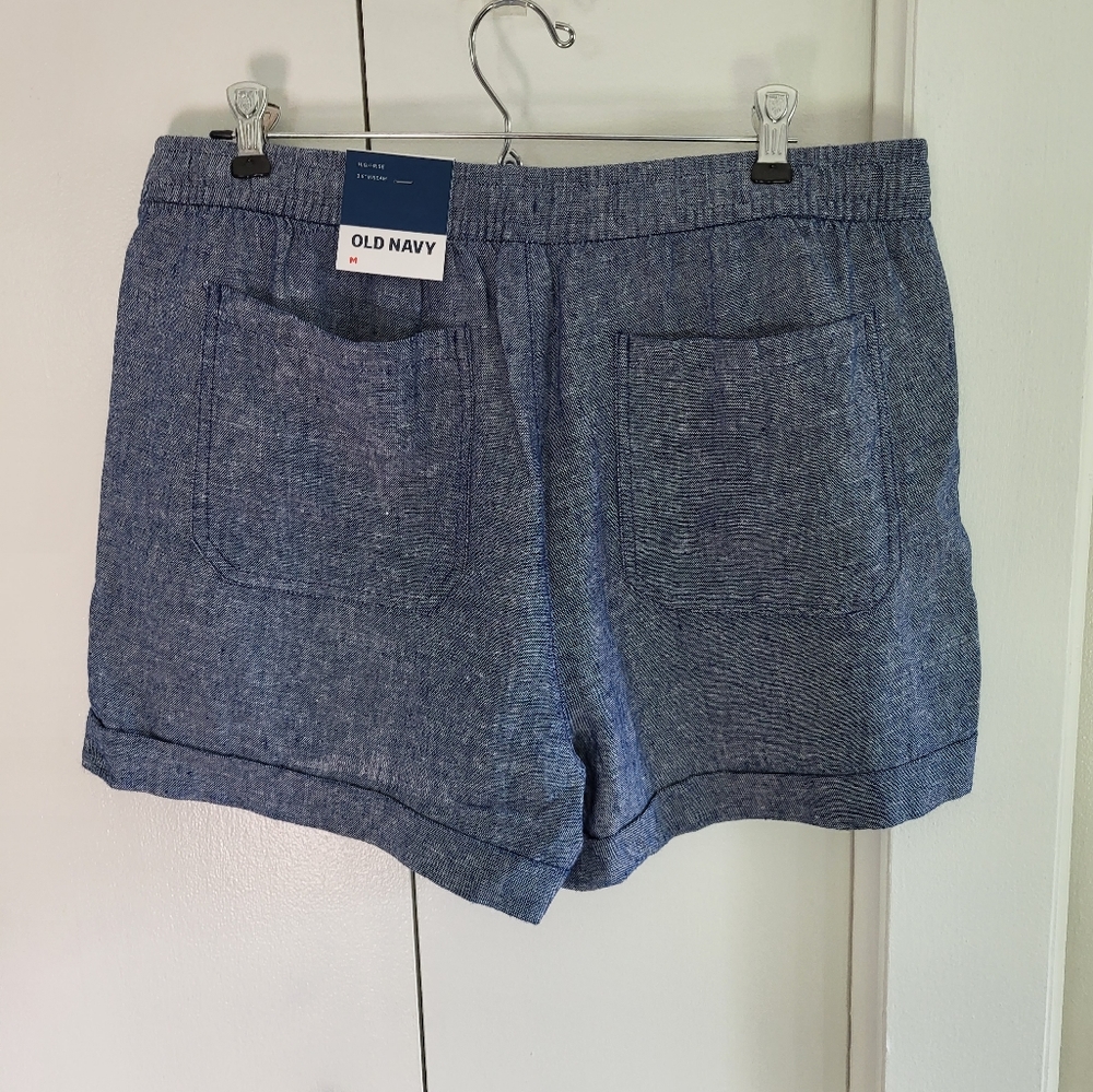 Shorts NWT - Picture 2 of 3